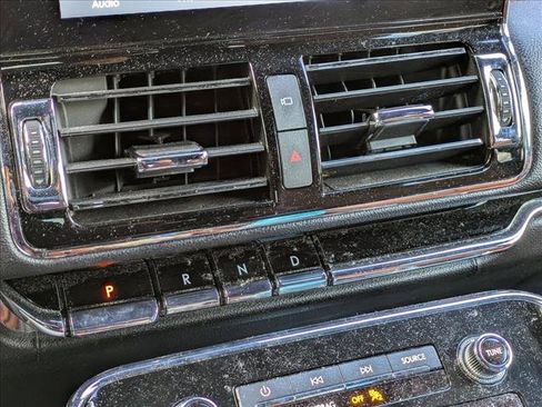 Used 2018 Lincoln Navigator Reserve w/ Technology Package image 13