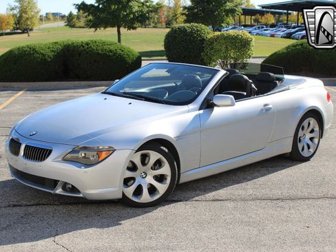 Used 2005 BMW 645Ci Convertible image 2