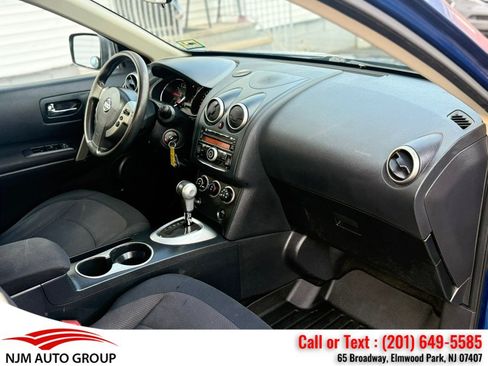 Used 2011 Nissan Rogue S AWD/4WD image 18