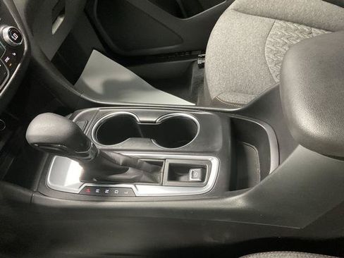 Used 2024 Chevrolet Equinox LT FWD image 24