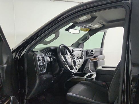 Used 2021 Chevrolet Silverado 1500 LT Trail Boss w/ Convenience Package II image 10