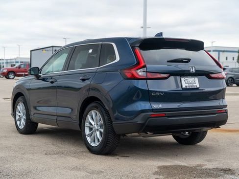 Used 2025 Honda CR-V EX image 5