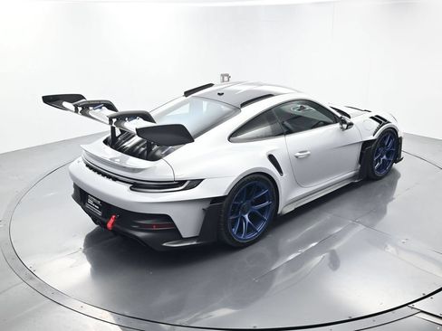 Certified 2025 Porsche 911 GT3 RS RWD image 44