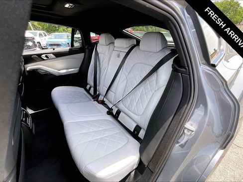 Used 2024 BMW X6 xDrive40i w/ Executive Package AWD/4WD image 6