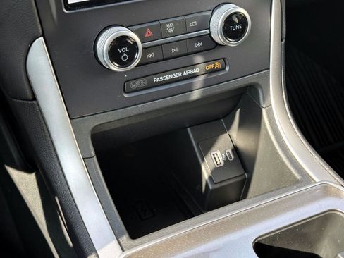 Used 2023 Ford Edge SEL w/ Convenience Package image 26