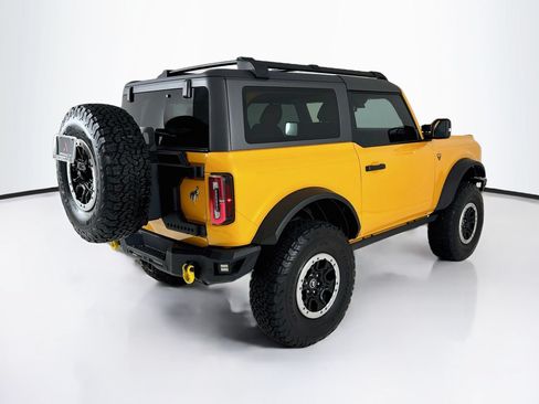 Used 2022 Ford Bronco Badlands w/ Sasquatch Package AWD/4WD image 8