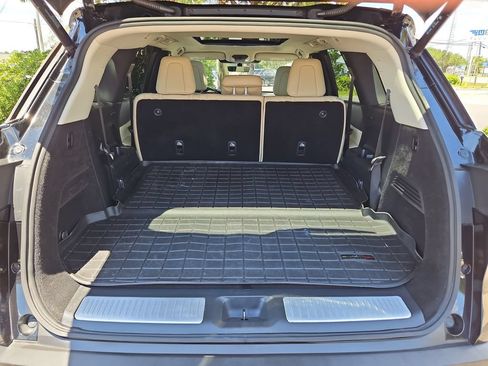 Used 2023 INFINITI QX60 Pure AWD/4WD image 32