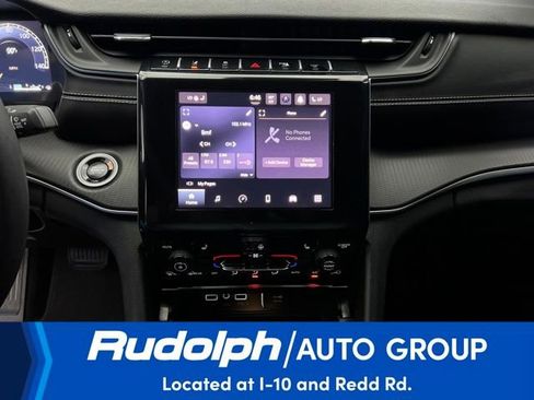 Used 2024 Jeep Grand Cherokee L Laredo w/ Luxury Tech Group I image 18