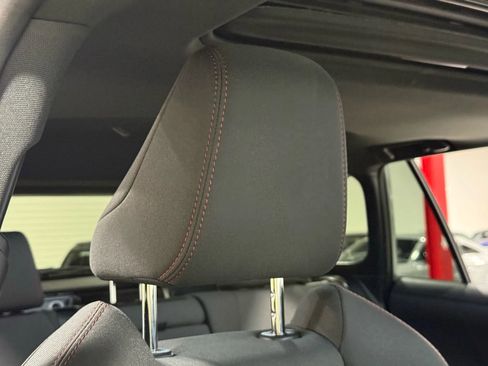 Used 2021 Toyota RAV4 SE image 47