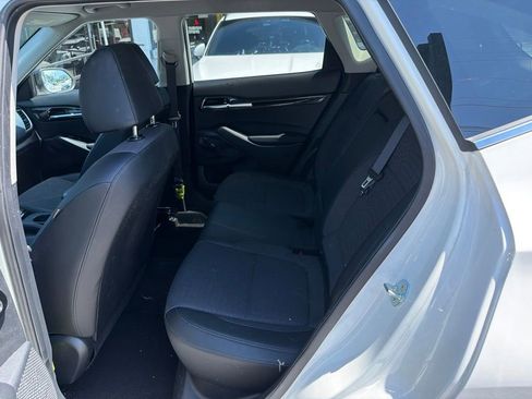 Used 2023 Kia Seltos S FWD image 9