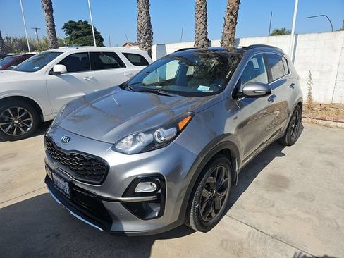 Used 2020 Kia Sportage S w/ S Sunroof Package FWD image 1