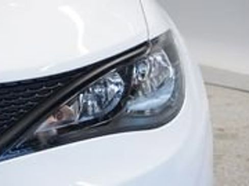 New 2026 Chrysler Voyager LX FWD image 45
