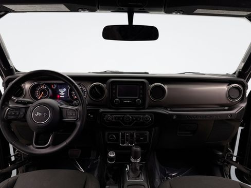 Used 2020 Jeep Wrangler Unlimited Sport image 14