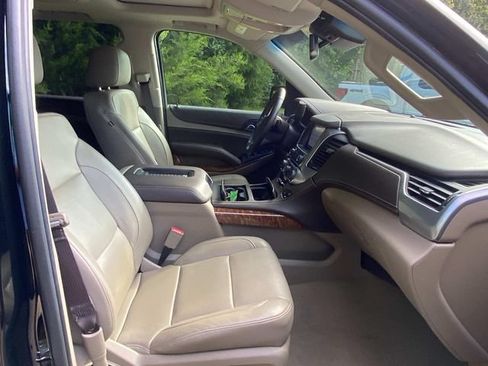 Used 2017 Chevrolet Tahoe Premier AWD/4WD image 36