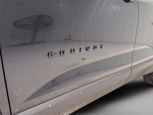 Used 2026 Chevrolet Equinox ACTIV w/ Safety and Technology Package FWD image 32