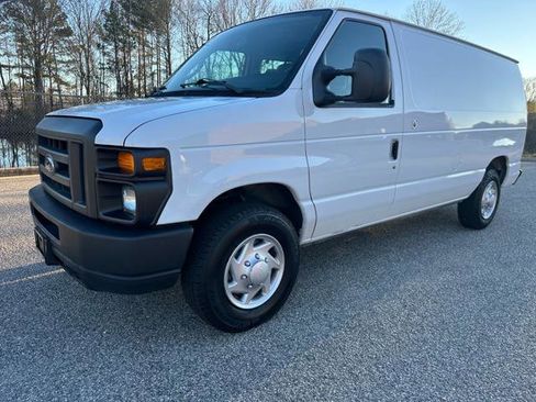 Used 2014 Ford E-150 and Econoline 150 image 1