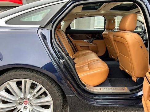 Used 2015 Jaguar XJ L Portfolio image 20