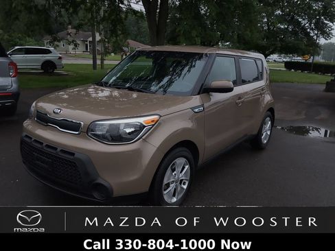Used 2016 Kia Soul FWD image 1