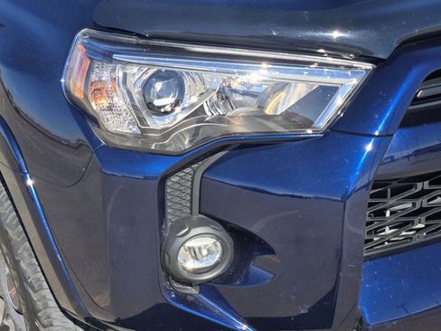 Used 2024 Toyota 4Runner SR5 image 10