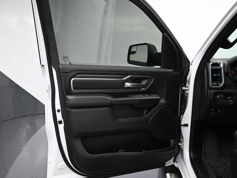 Certified 2025 RAM 1500 Big Horn AWD/4WD image 10