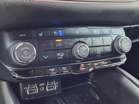 Certified 2025 Dodge Durango R/T AWD/4WD image 15