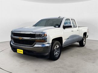Used 2018 Chevrolet Silverado 1500 LT video 1