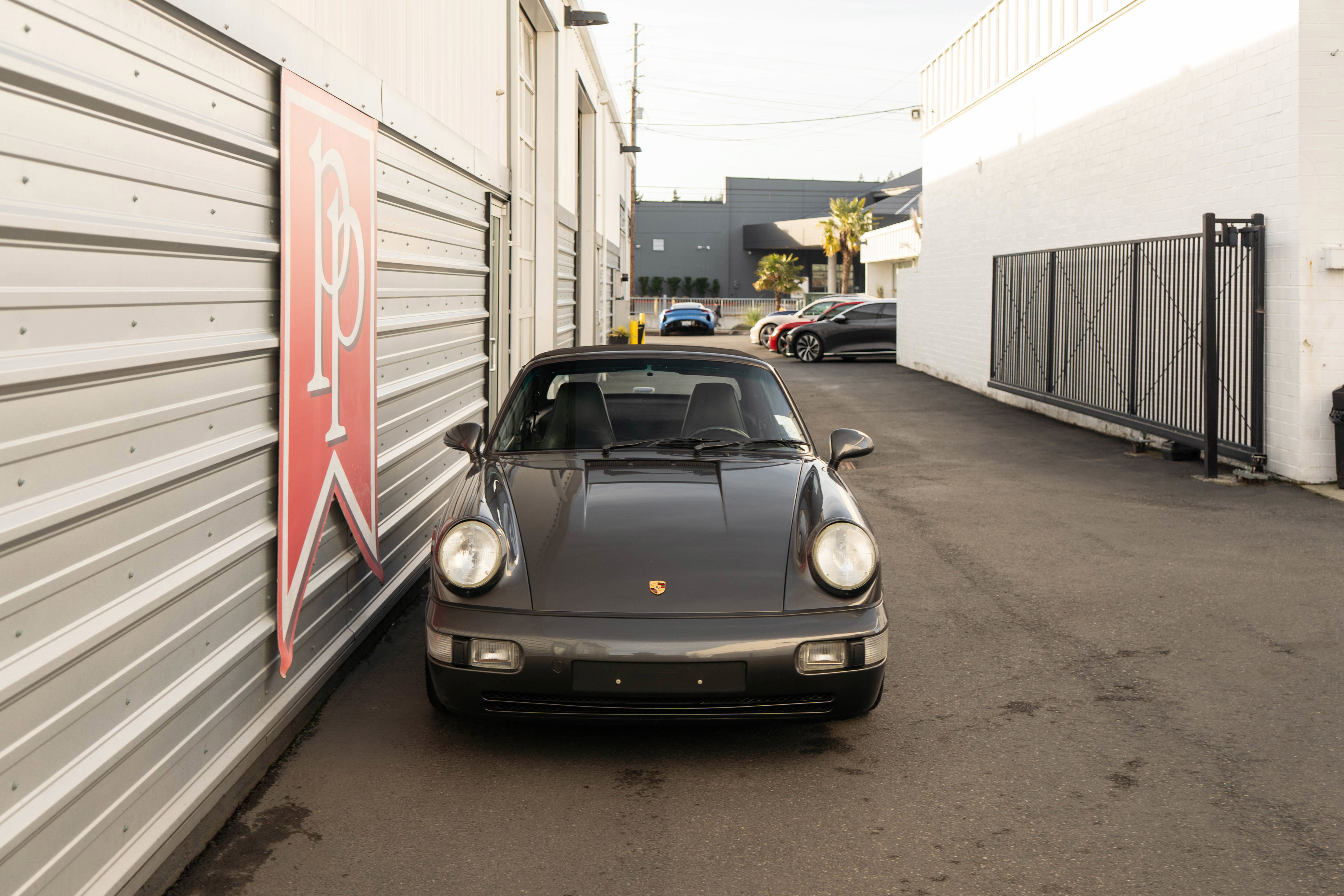 Used 1992 Porsche 911 Carrera RWD image 33