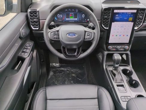 New 2025 Ford Ranger Lariat w/ Trailer Tow Package image 16