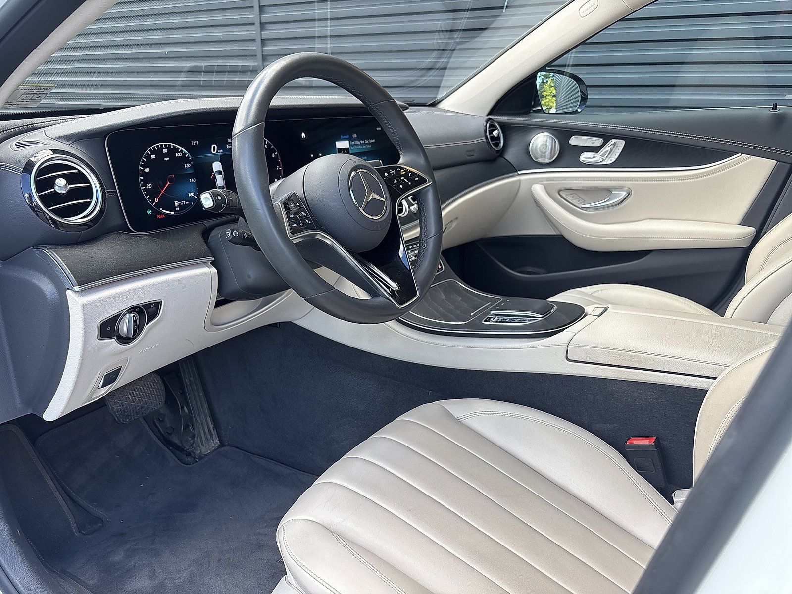 Used 2023 Mercedes-Benz E 350 4MATIC Sedan image 11