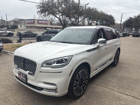 Used 2022 Lincoln Aviator Black Label w/ Dynamic Handling Package image 17