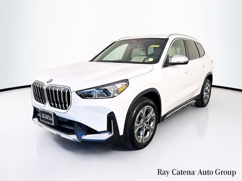 Used 2023 BMW X1 xDrive28i w/ Convenience Package AWD/4WD image 3