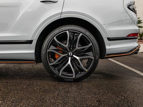 New 2026 Bentley Bentayga Speed AWD/4WD image 7