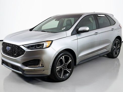 Used 2020 Ford Edge ST w/ Cold Weather Package AWD/4WD image 12