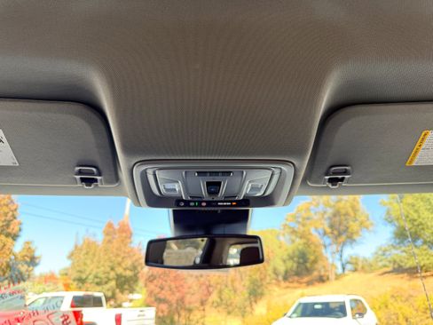 New 2026 GMC Sierra 2500 SLT w/ SLT Premium Package image 21