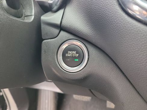Used 2024 Chevrolet Equinox LT AWD/4WD image 26