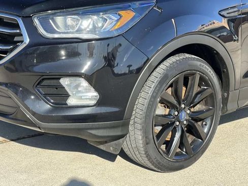 Certified 2019 Ford Escape SE image 8