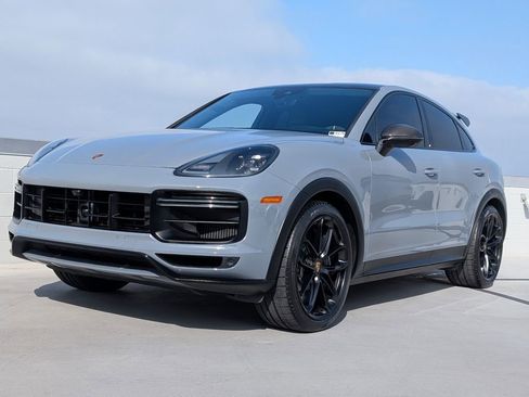 Used 2022 Porsche Cayenne Turbo GT AWD/4WD image 1
