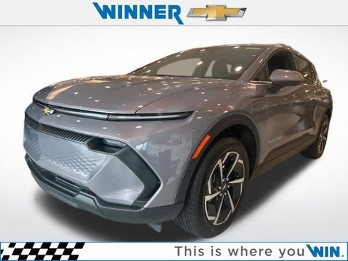 New 2026 Chevrolet Equinox EV LT image 1