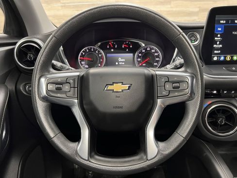 Used 2023 Chevrolet Blazer LT image 21