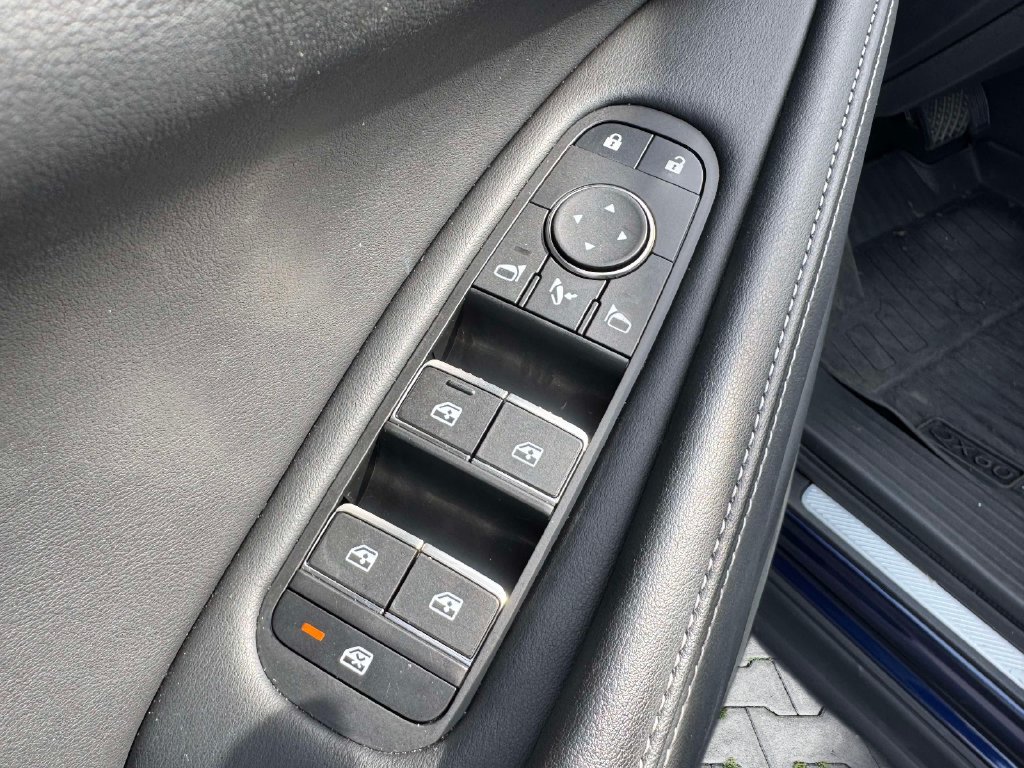 Used 2025 INFINITI QX60 Luxe AWD/4WD image 19