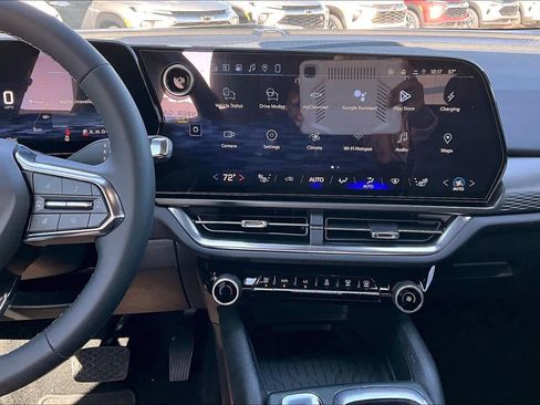 New 2026 Chevrolet Equinox EV LT w/ Comfort Package image 7