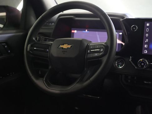 Used 2024 Chevrolet Colorado W/T RWD image 31