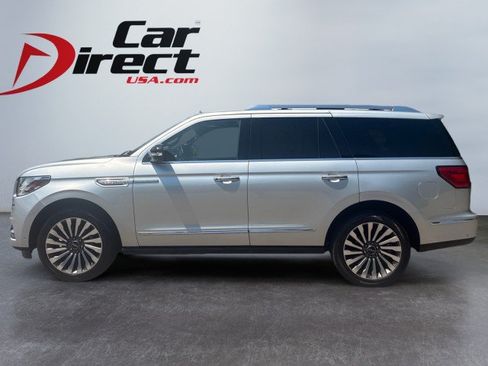 Used 2019 Lincoln Navigator Reserve w/ Cargo Package AWD/4WD image 6