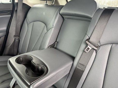 Used 2019 Buick Envision Premium image 26