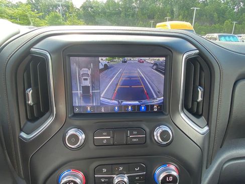 Used 2020 GMC Sierra 1500 AT4 w/ AT4 Premium Package AWD/4WD image 16
