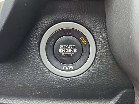 Used 2019 RAM 1500 Big Horn AWD/4WD image 29