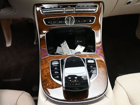 Used 2020 Mercedes-Benz E 450 4MATIC Wagon image 13