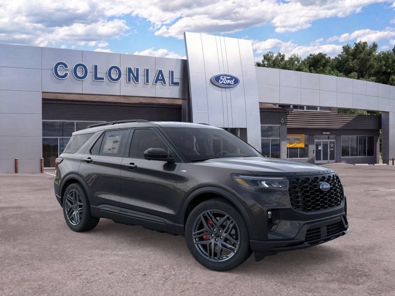 New 2026 Ford Explorer ST-Line w/ ST-Line Street Pack AWD/4WD image 7