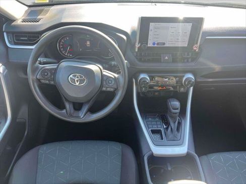 Certified 2025 Toyota RAV4 XLE AWD/4WD image 13
