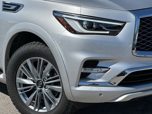 Used 2022 INFINITI QX80 Luxe w/ Cargo Package AWD/4WD image 10